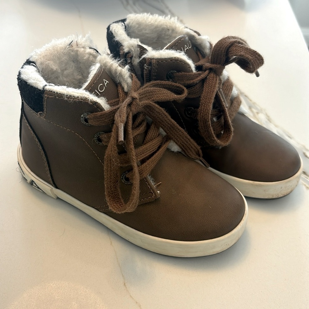Nautica Toddler Boots (9C)